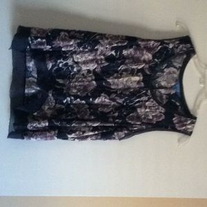 Simply Vera Hi-Lo Floral Top Size XL